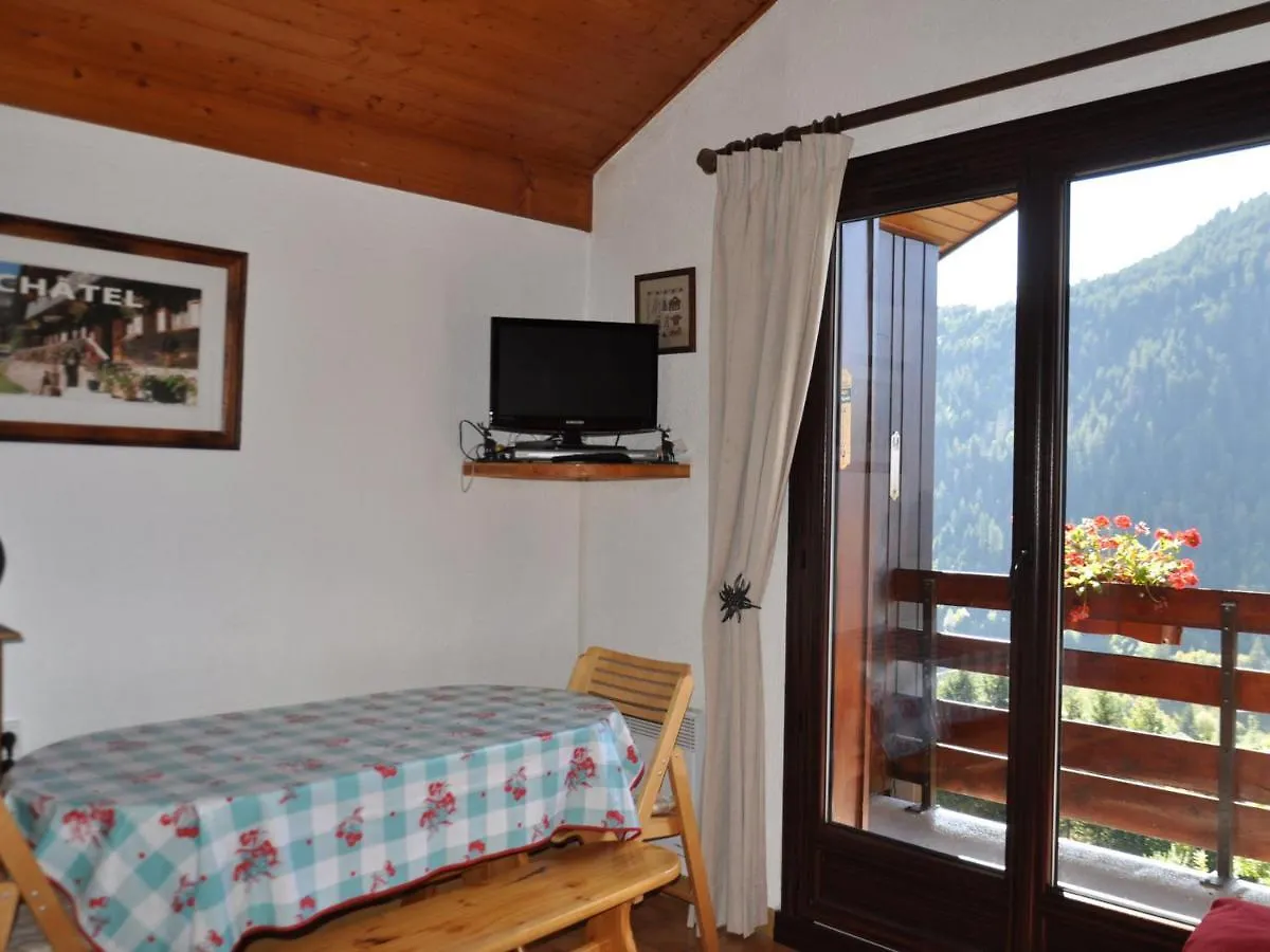 Appartement Proche Centre Chatel, Balcon, Parking, Multi Pass 2024 - Fr-1-693-38 0*, Chatel